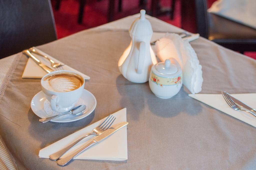 Hotel Rypsowka Nowy Sącz エクステリア 写真